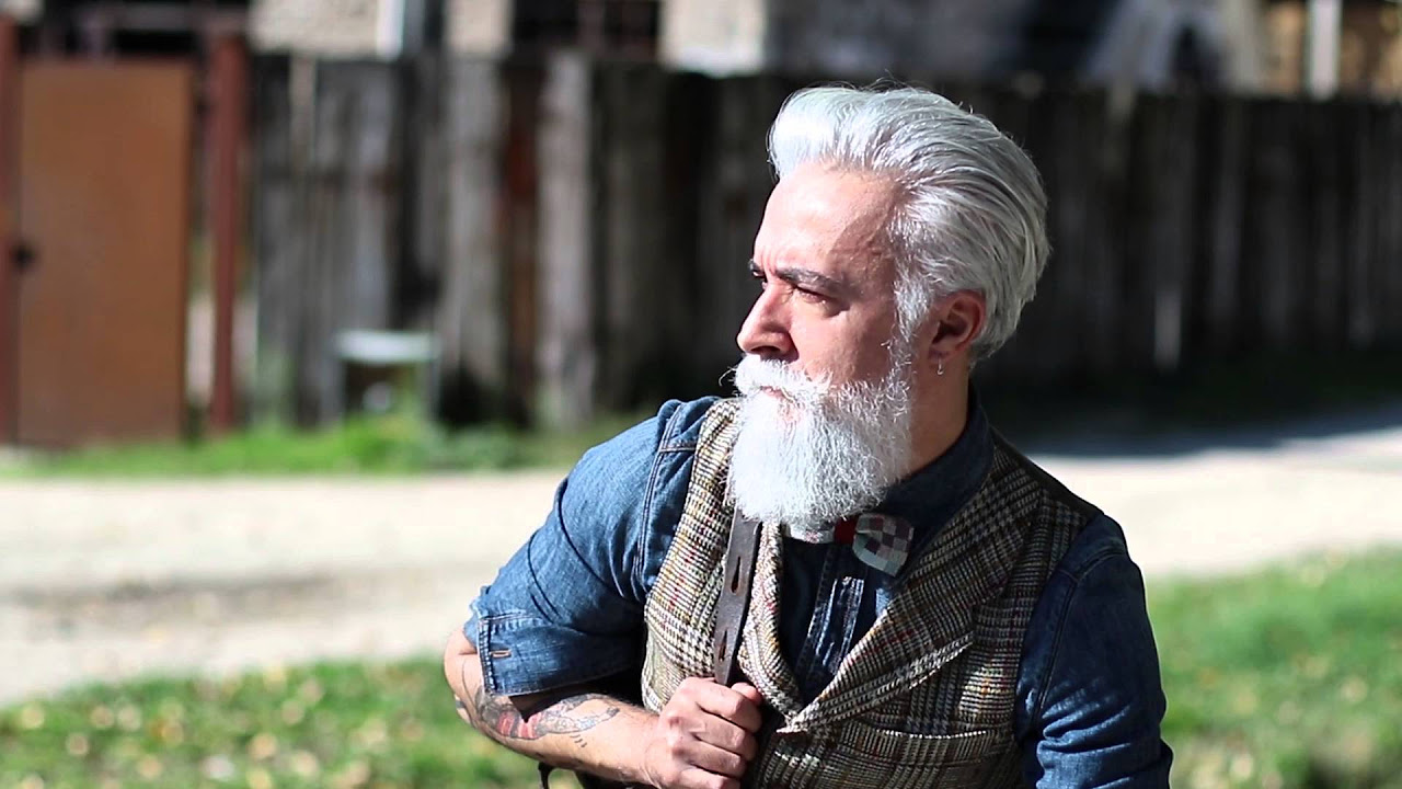 Alessandro Manfredini - Grey and Gorgeous: How This Sexy Older Man Makes  Hearts Race - YouTube